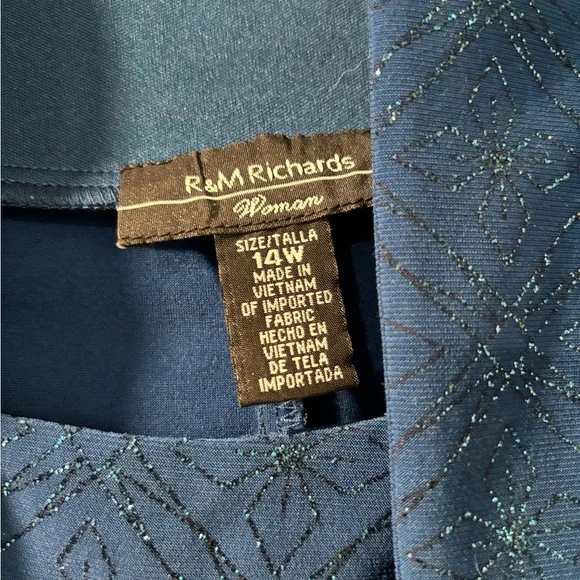 2 Piece R & M Richard’s Woman’s Dress, Size 14W - Picture 2 of 11